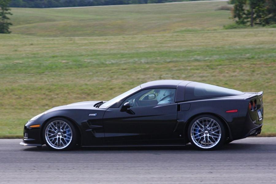  Chevrolet Covette ZR1 on Track 2009 года  (фото 33 из 65)